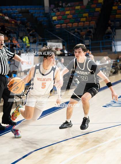 Thumbnail 2 in Fultondale vs. Brooks (AHSAA 4A Regional First Round) photogallery.