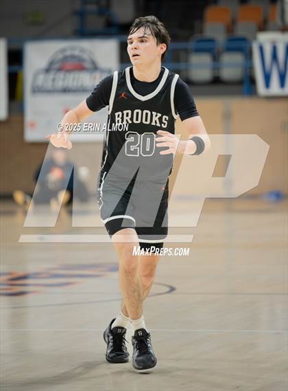 Thumbnail 1 in Fultondale vs. Brooks (AHSAA 4A Regional First Round) photogallery.