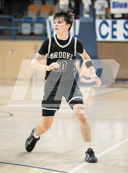 Thumbnail 3 in Fultondale vs. Brooks (AHSAA 4A Regional First Round) photogallery.