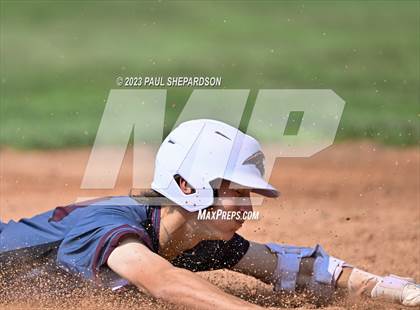 Thumbnail 1 in Mountain Vista vs. Horizon (CHSAA 5A Region 4 - 1st Round) photogallery.