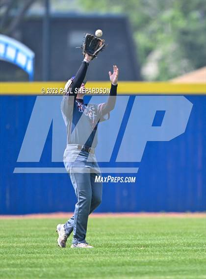 Thumbnail 1 in Mountain Vista vs. Horizon (CHSAA 5A Region 4 - 1st Round) photogallery.