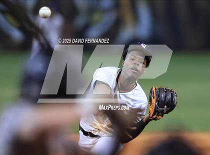 Thumbnail 3 in Varsity Lumberton @ South View photogallery.