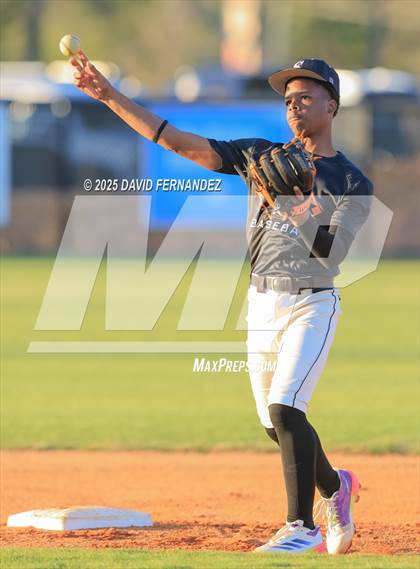 Thumbnail 1 in Varsity Lumberton @ South View photogallery.
