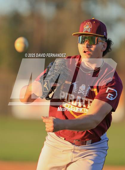 Thumbnail 3 in Varsity Lumberton @ South View photogallery.