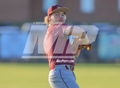 Thumbnail 1 in Varsity Lumberton @ South View photogallery.