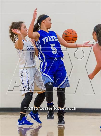 Thumbnail 2 in Yoakum @ La Vernia photogallery.