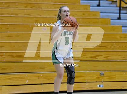 Thumbnail 1 in Union City @ Yorktown (Scrimmage)  photogallery.