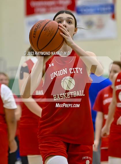 Thumbnail 1 in Union City @ Yorktown (Scrimmage)  photogallery.