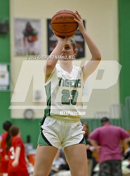 Thumbnail 1 in Union City @ Yorktown (Scrimmage)  photogallery.