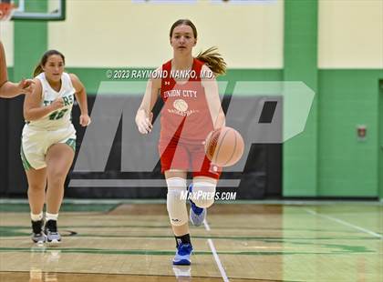 Thumbnail 3 in Union City @ Yorktown (Scrimmage)  photogallery.