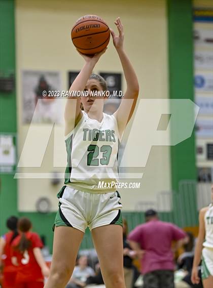 Thumbnail 2 in Union City @ Yorktown (Scrimmage)  photogallery.