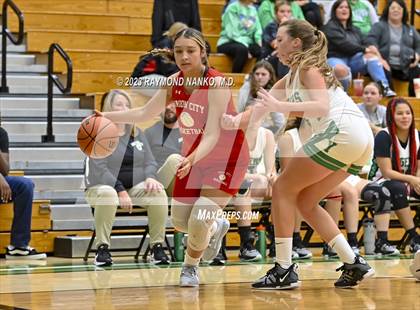 Thumbnail 1 in Union City @ Yorktown (Scrimmage)  photogallery.
