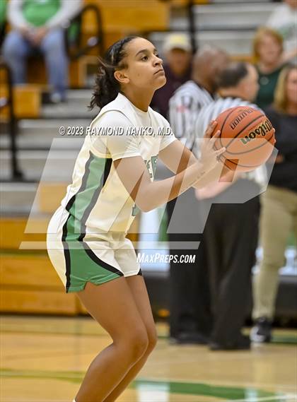 Thumbnail 2 in Union City @ Yorktown (Scrimmage)  photogallery.
