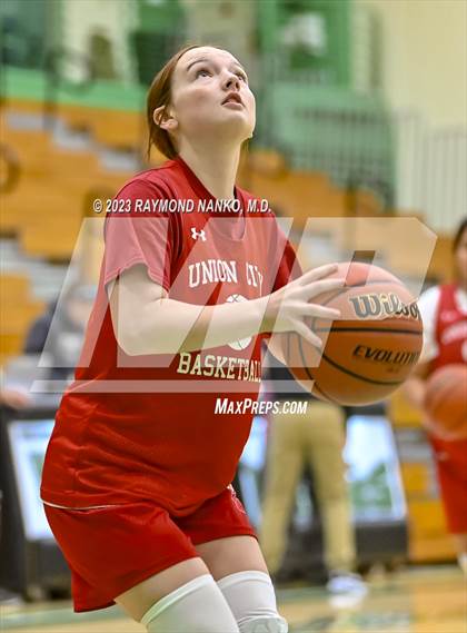 Thumbnail 3 in Union City @ Yorktown (Scrimmage)  photogallery.