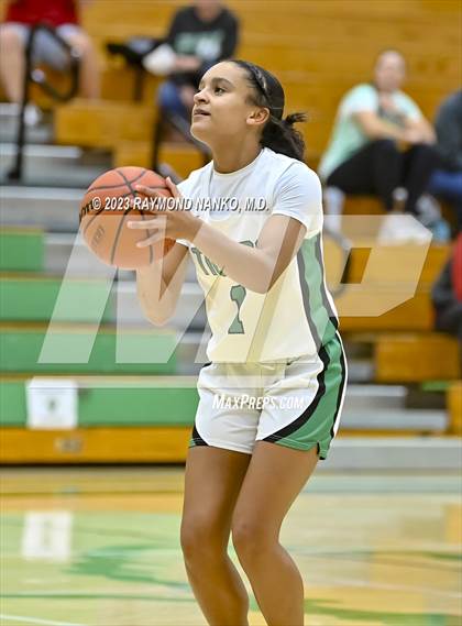 Thumbnail 2 in Union City @ Yorktown (Scrimmage)  photogallery.