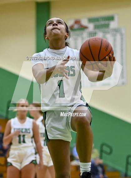 Thumbnail 3 in Union City @ Yorktown (Scrimmage)  photogallery.
