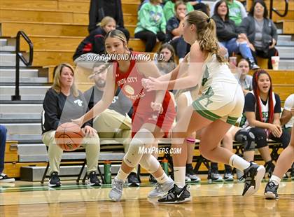 Thumbnail 3 in Union City @ Yorktown (Scrimmage)  photogallery.