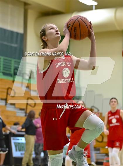 Thumbnail 1 in Union City @ Yorktown (Scrimmage)  photogallery.