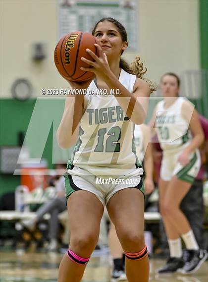 Thumbnail 3 in Union City @ Yorktown (Scrimmage)  photogallery.