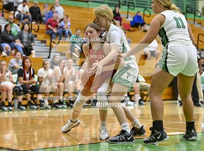 Thumbnail 1 in Union City @ Yorktown (Scrimmage)  photogallery.