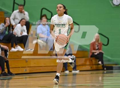 Thumbnail 1 in Union City @ Yorktown (Scrimmage)  photogallery.