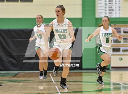 Thumbnail 2 in Union City @ Yorktown (Scrimmage)  photogallery.