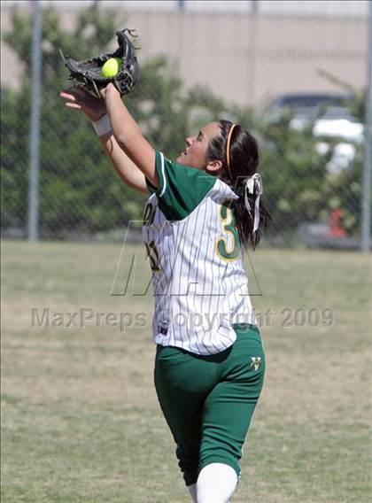 Thumbnail 2 in Burroughs @ Canyon (Valley Classic) photogallery.