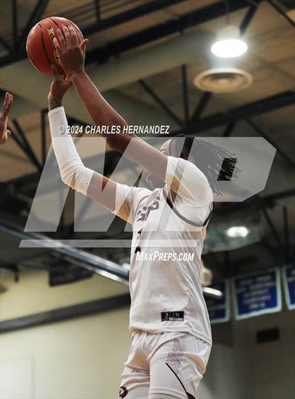 Thumbnail 3 in Silsbee vs. Wheatley (UIL 4A Region III Semifinal) photogallery.