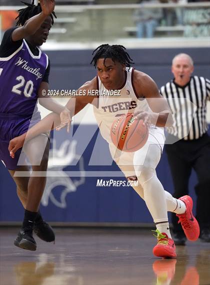 Thumbnail 1 in Silsbee vs. Wheatley (UIL 4A Region III Semifinal) photogallery.