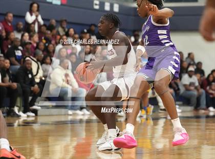 Thumbnail 3 in Silsbee vs. Wheatley (UIL 4A Region III Semifinal) photogallery.