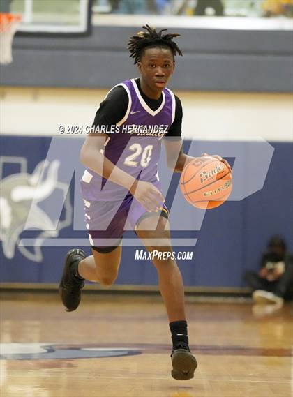 Thumbnail 1 in Silsbee vs. Wheatley (UIL 4A Region III Semifinal) photogallery.