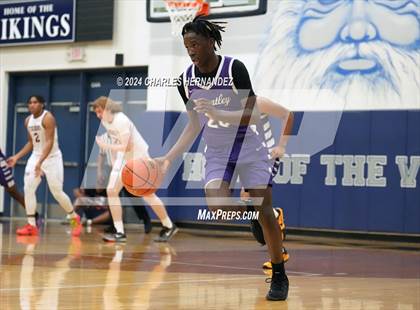 Thumbnail 3 in Silsbee vs. Wheatley (UIL 4A Region III Semifinal) photogallery.