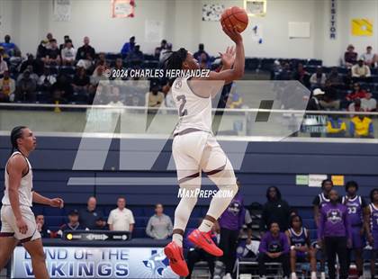 Thumbnail 3 in Silsbee vs. Wheatley (UIL 4A Region III Semifinal) photogallery.