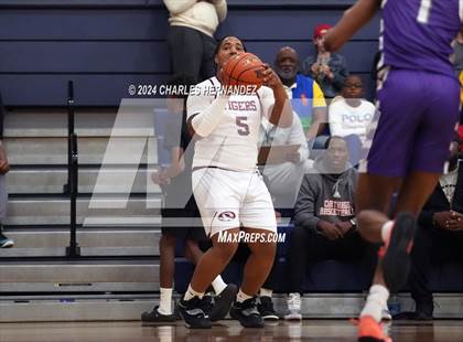 Thumbnail 1 in Silsbee vs. Wheatley (UIL 4A Region III Semifinal) photogallery.