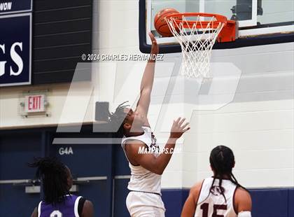 Thumbnail 1 in Silsbee vs. Wheatley (UIL 4A Region III Semifinal) photogallery.