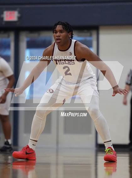 Thumbnail 3 in Silsbee vs. Wheatley (UIL 4A Region III Semifinal) photogallery.