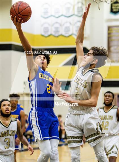 Thumbnail 3 in Grossmont @ Olympian photogallery.