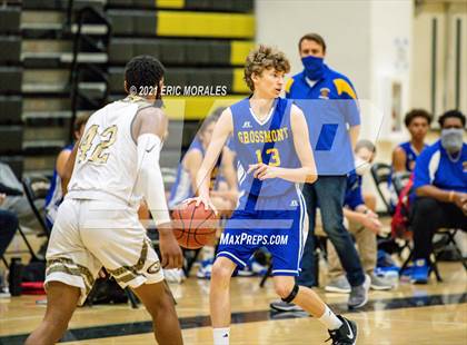 Thumbnail 2 in Grossmont @ Olympian photogallery.
