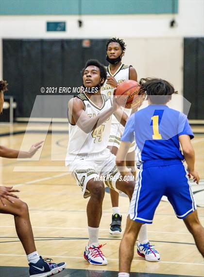 Thumbnail 2 in Grossmont @ Olympian photogallery.