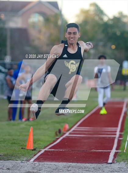 Thumbnail 1 in The Woodlands Track Meet photogallery.