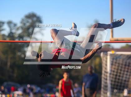 Thumbnail 1 in The Woodlands Track Meet photogallery.
