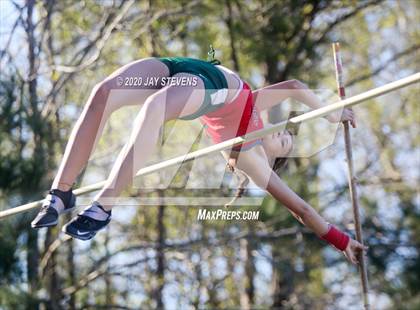 Thumbnail 2 in The Woodlands Track Meet photogallery.