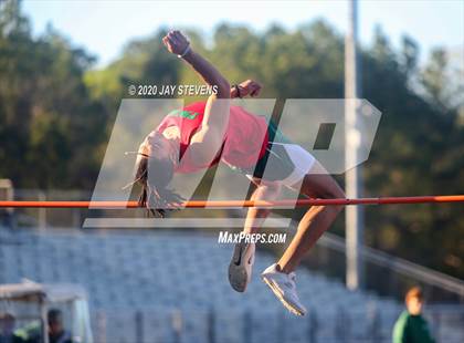 Thumbnail 1 in The Woodlands Track Meet photogallery.