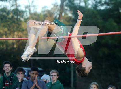 Thumbnail 2 in The Woodlands Track Meet photogallery.