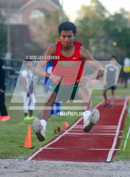 Thumbnail 3 in The Woodlands Track Meet photogallery.
