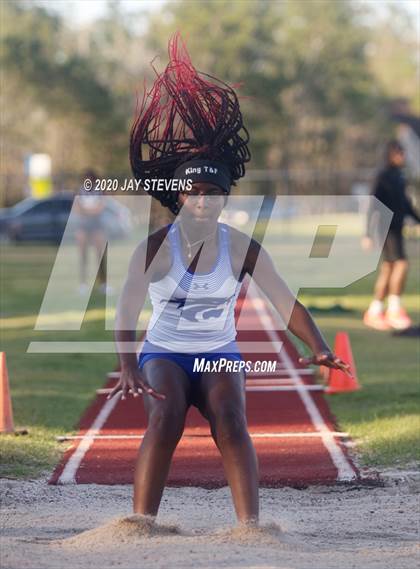 Thumbnail 1 in The Woodlands Track Meet photogallery.