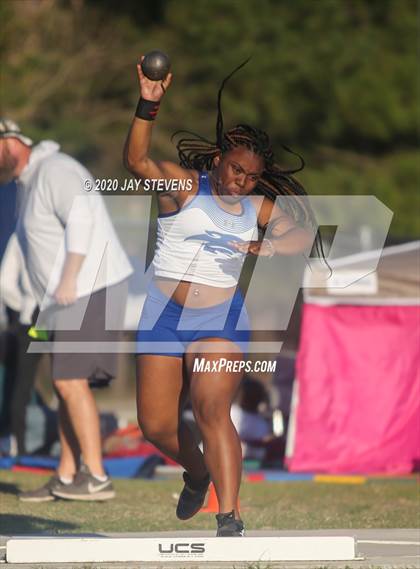 Thumbnail 1 in The Woodlands Track Meet photogallery.