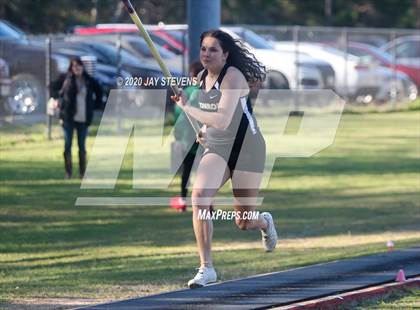 Thumbnail 2 in The Woodlands Track Meet photogallery.