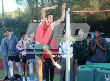 Thumbnail 2 in The Woodlands Track Meet photogallery.