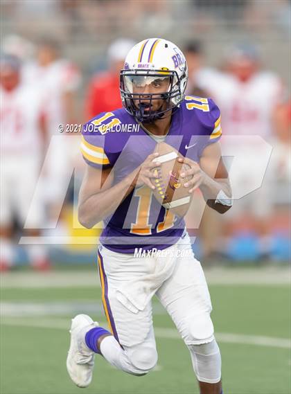Thumbnail 1 in Lee vs Brackenridge photogallery.
